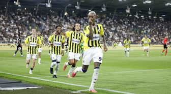 Fenerbahçe, Sturm Graz'ı 1-0 yenerek play-off'a yükseldi
