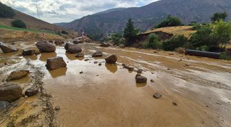 Bingöl'de Heyelan: Yedisu-Karlıova Yolu Ulaşıma Kapandı