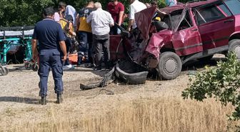 Hocalar'da Trafik Kazası: 1 Ölü, 5 Yaralı