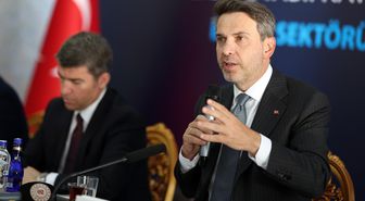 Türkiye'nin İlk Deniz Üstü Rüzgar YEKA İhalesi 2027'de Yapılacak