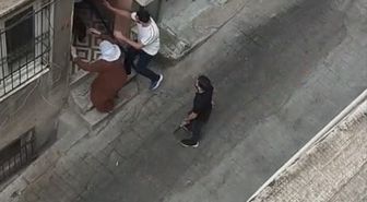 Beyoğlu'nda Berber Ücreti Tartışması Kanlı Bitti: 13 Kişi Ev Bastı
