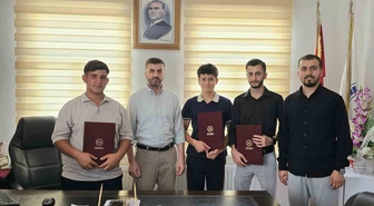 Çermik'te 5 hafıza belgelerini aldı