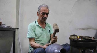 57 Yıllık Bakır Ustası: Mesleğimin Kaybolmasından Korkuyorum