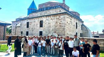 Kütahya Hisarcık'ta Kuran Kursu Öğrencilerinden Konya Gezisi