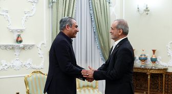 Pezeşkiyan-Pakistanlı Bakan Görüşmesi