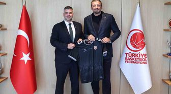 Karşıyaka Başkanı Tusder, TBF Başkanı Türkoğlu ile Basketbol Projelerini Görüştü