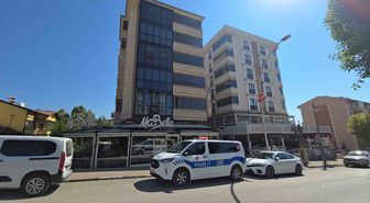 Safranbolu'da Balkondan Düşen Genç Kız Ağır Yaralandı