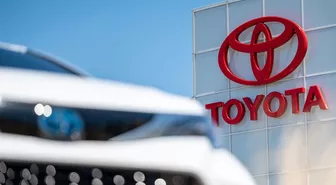 Toyota Camry Hybrid Geri Çağırıyor: 508 Bin Araç