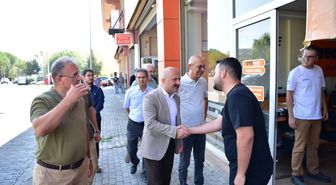 Aydın Valisi Varol, Toptan Gıdacılar Çarşısı'nda Esnaf ve Vatandaşlarla Buluştu