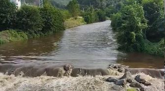 Görele'de Derenin Aniden Yükselişi Kamerada