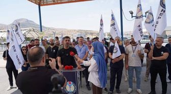 KASK ve HEP-SEN'den Turgut Özal Tıp Merkezi'nde Sağlık Emekçileri İçin Protesto