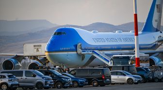 Trump'a İran suikast tehdidi uçağını değiştirtti