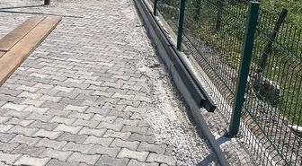 Yenivakıf Köyü'nde Kabristanlık Çevresine Kilit Parke