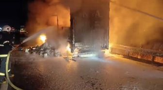 Kahramanmaraş'ta madeni yağ yüklü tır alev alev yandı