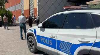 Konya'da AVM'de Bıçaklı Kavga: 1 Ölü