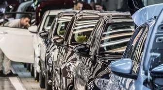 Otomotiv Pazarında Daralma Sürüyor: ÖTV Matrahı ve Kredi Koşulları Sektörü Tehdit Ediyor