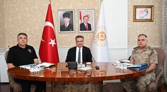 Erzurum Valisi Baruş, Güvenlik Toplantısı'na Katıldı
