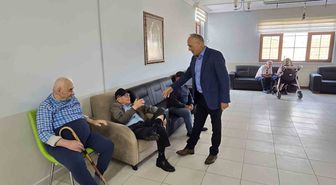 Bayburt’ta huzurevi sakinleriyle bir araya geldiler