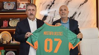 BBP Lideri Destici'den Alanyaspor'a Ziyaret
