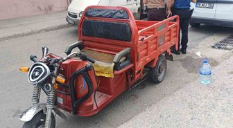 Karabük'te Elektrikli Motosiklet Kazası: 4'ü Çocuk 5 Yaralı