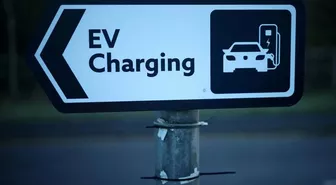 İngiltere elektrikli araç hedeflerini gözden geçiriyor