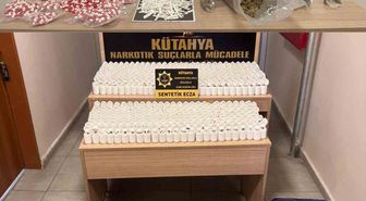Kütahya'da iki operasyonda yüz binlerce hap ele geçirildi: 6 tutuklama
