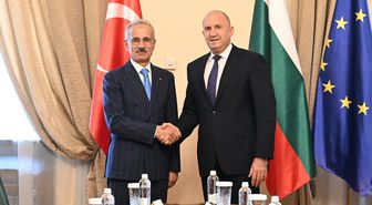 Uraloğlu ve Bulgaristan Başbakanı Radev Ulaştırma Bağlantılarını Görüştü
