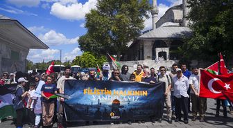 Üsküdar'da Filistin Konvoyu'na Destek