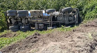 Alaplı'da Beton Mikseri Şarampole Uçtu: 1 Yaralı
