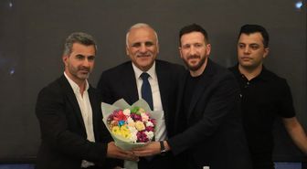 Süper Lig'de Dostluk Yemeği: Amedspor-Erzurumspor Birlik Mesajı Verdi