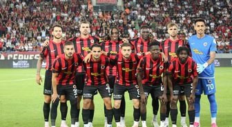 Gençlerbirliği Fenerbahçe'yi 2-1 Devirdi
