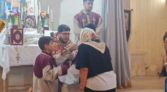 150 yıllık kilisede restorasyon öncesi son ayin