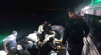 Menderes'te 15 Saatte 52 Düzensiz Göçmen Yakalandı ve Kurtarıldı