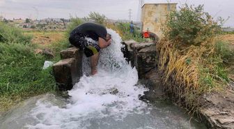 Hatay'da Sondaj Suyunda Serinleme Keyfi