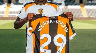 Hull City, Gourna-Douath'ı kadrosuna kattı