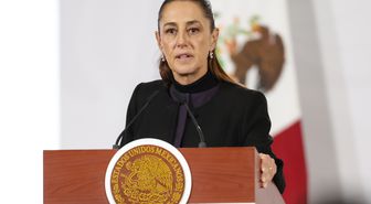 Sheinbaum'dan ABD'nin vize iptallerine sert tepki: Siyasi müdahale