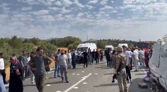 Diyarbakır'da Nişan Dönüşü Minibüs Kazası: 7 Ölü, 9 Yaralı