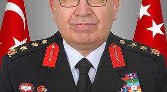 Erzurum İl Jandarma Komutanlığı'nda Nöbet Değişimi: Tuğgeneral Uğurlu Gaziantep'e, Tümgeneral Yıldız Erzurum'a
