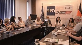 Berlin'de Sol Parti'nin Türk kökenli başbakan adayı Elif Eralp: Konut, eğitim ve göçmen hakları önceliğimiz