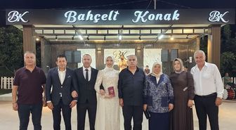Motosikletli Düğün: Gelin Arabası Yerine Yarış Motosikleti