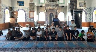 Kur'an kursu öğrencilerine güvenli internet eğitimi