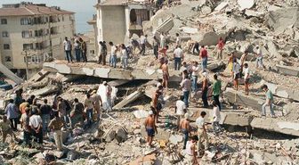 17 Ağustos depreminde kaç kişi öldü? 17 Ağustos Gölcük depremi kaç büyüklüğündeydi, kaç saniye sürdü, saat kaçta nerede oldu?