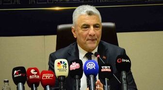 Bakan Bolat'tan Arca Çorum Spor'a Süper Lig tebriği