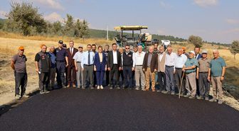 Bilecik'te yıl boyunca 40 kilometre sıcak asfalt çalışması yapıldı
