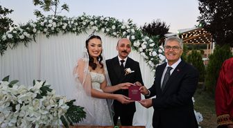 Bingöl Vali Yardımcısı ve Başkomiser Dünya Evine Girdi