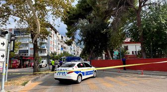 İzmir'de 15 Yaşındaki Çocuk Tabancayla Vurularak Öldü