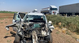 Nusaybin'de pikap-tanker çarpıştı: 1 yaralı