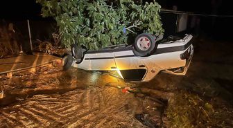 Pehlivanköy'de Otomobil Evin Bahçesinde Ters Döndü: 1 Yaralı