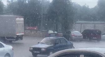 Sivrihisar'da Sağanak Yağmur Sıcağı Bitirdi