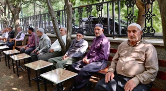 Bingöl Valisi Kepçeli Köyünde Vatandaşlarla Buluştu